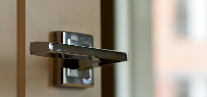 Door Lever Knob Repair in Los Alamitos, California